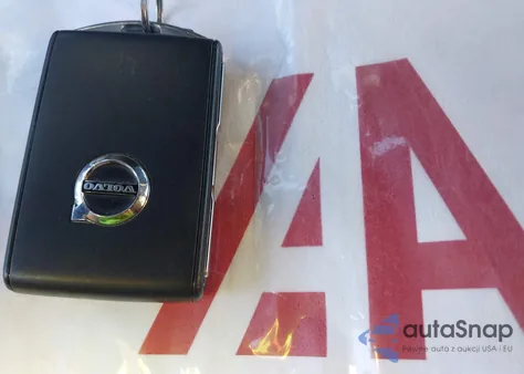 2020 Volvo Xc60 Hybrid T8 Momentum z USA, uszkodzony, nr VIN YV4BR0DK5L1424988